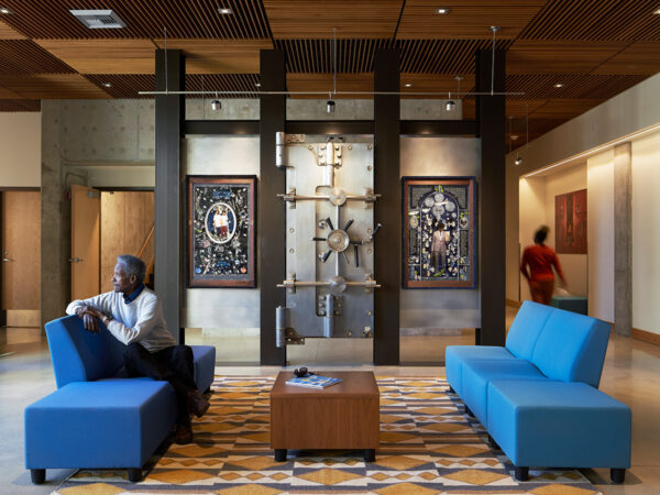 LibertyBank23_Lobby_1200x900